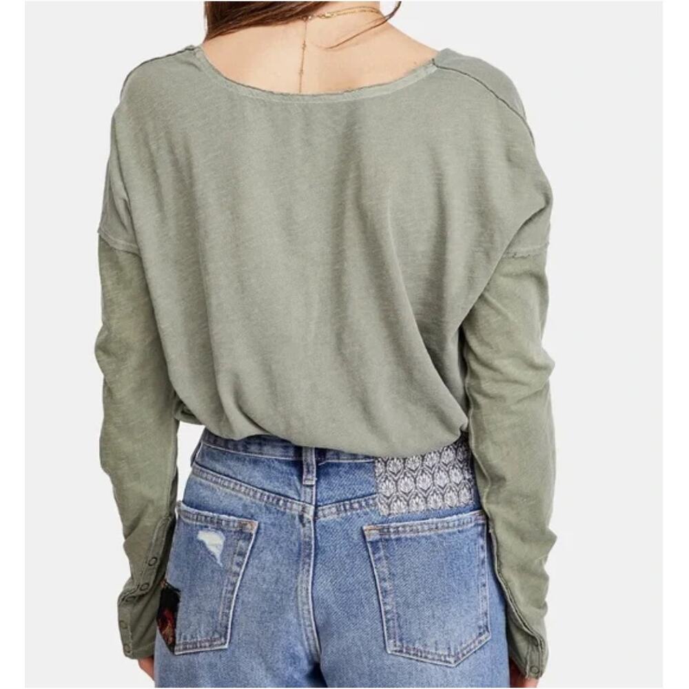 NEW Free People Sienna Snap Sleeve T-Shirt Medium - Picture 2 of 8